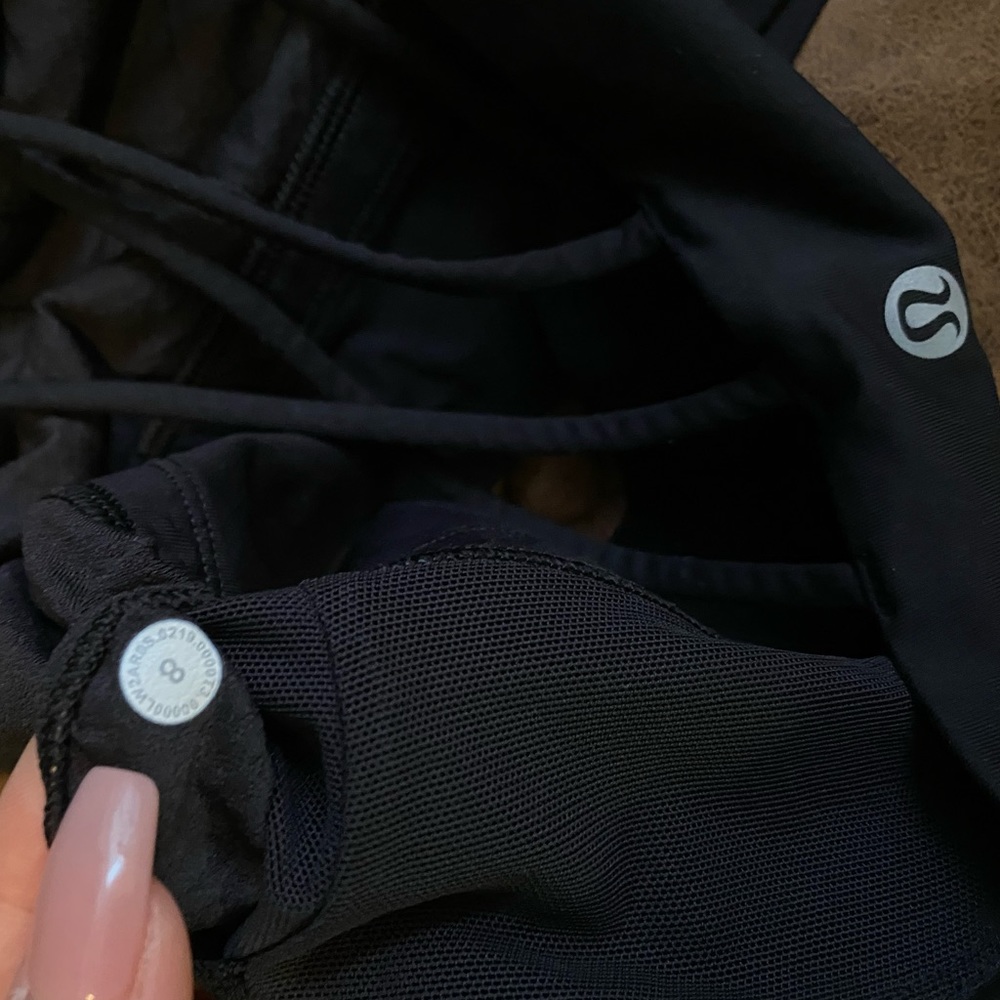 Lululemon Sports Bra - Picture 5 of 6